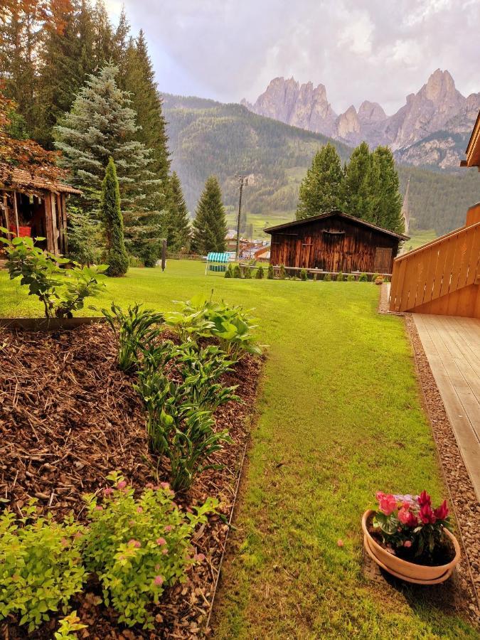 Chalet La Ciaseta Pozza di Fassa Bagian luar foto