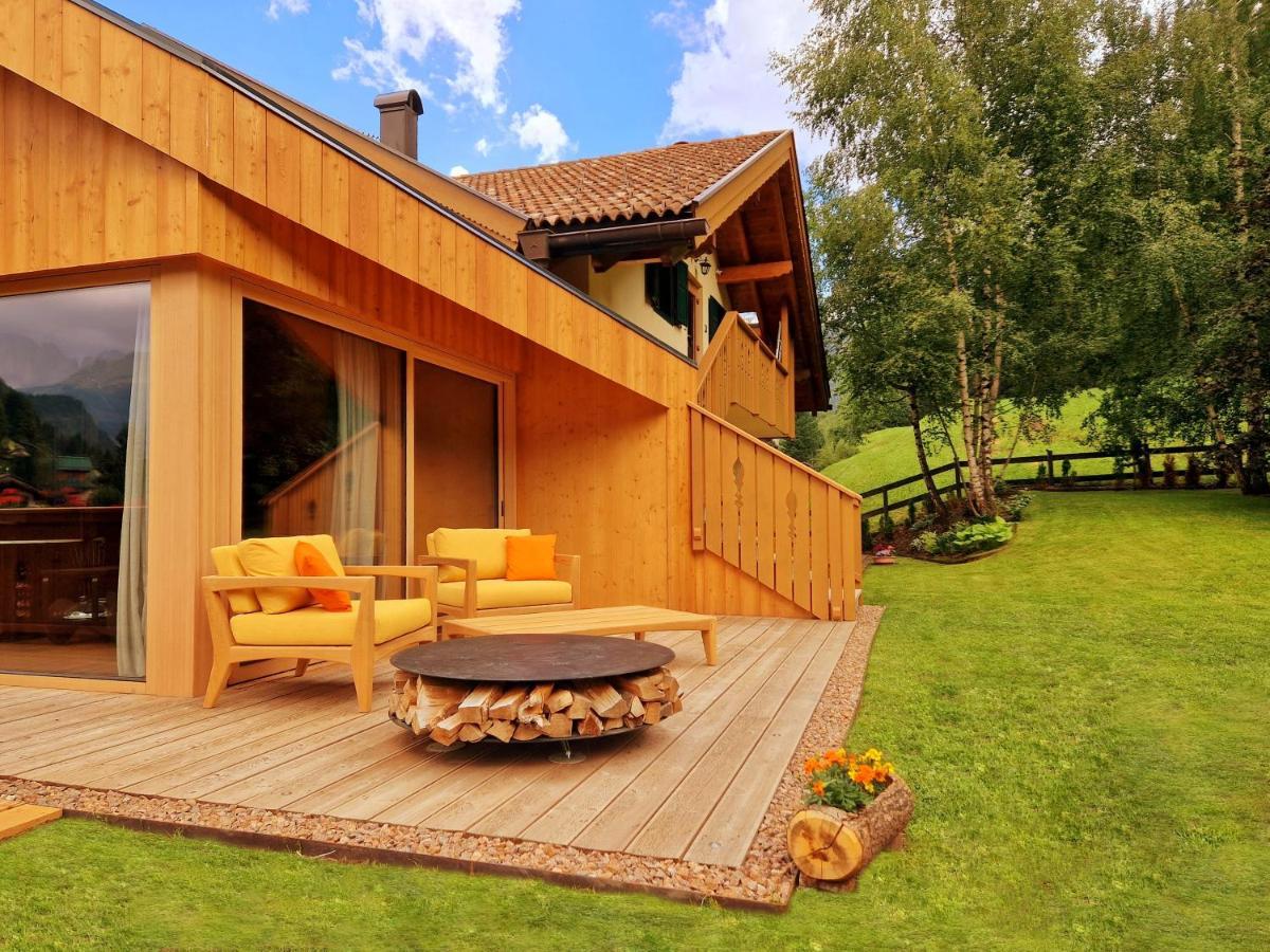 Chalet La Ciaseta Pozza di Fassa Bagian luar foto