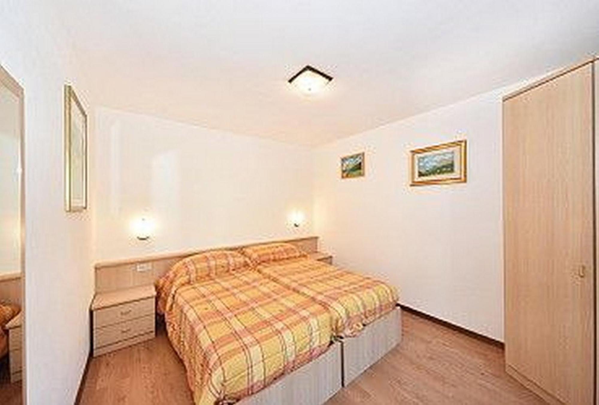 Chalet La Ciaseta Pozza di Fassa Bagian luar foto